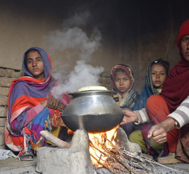 Hot Meals (Pakistan, Mauritania, Syria) 